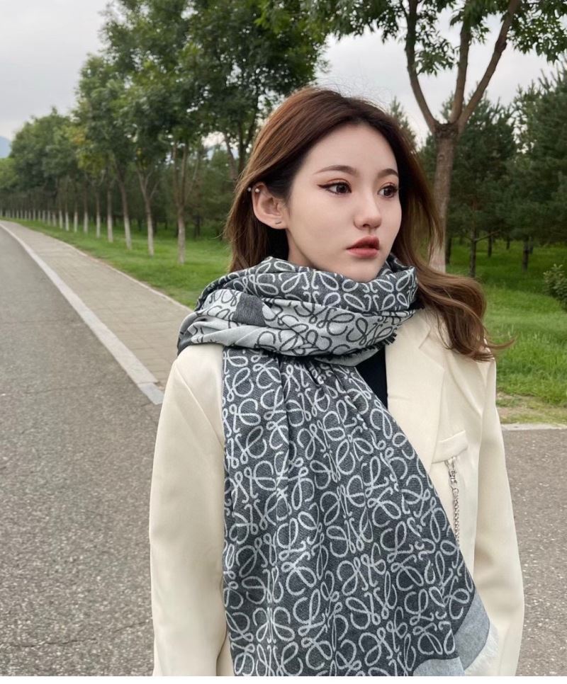 Loewe Scarf